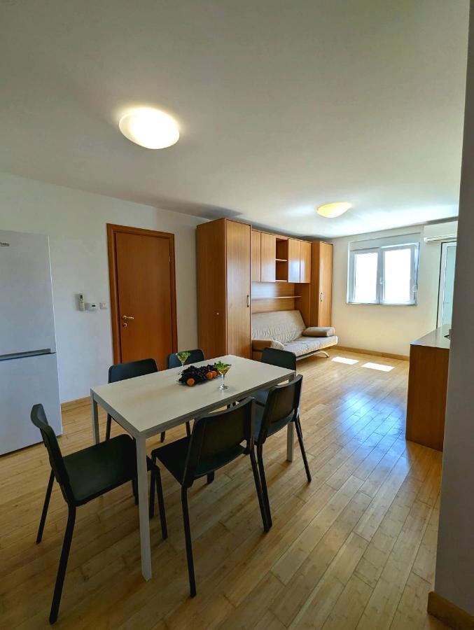 City Apartment 오미스 외부 사진