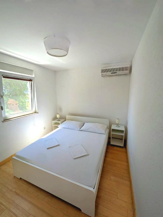 City Apartment 오미스 외부 사진